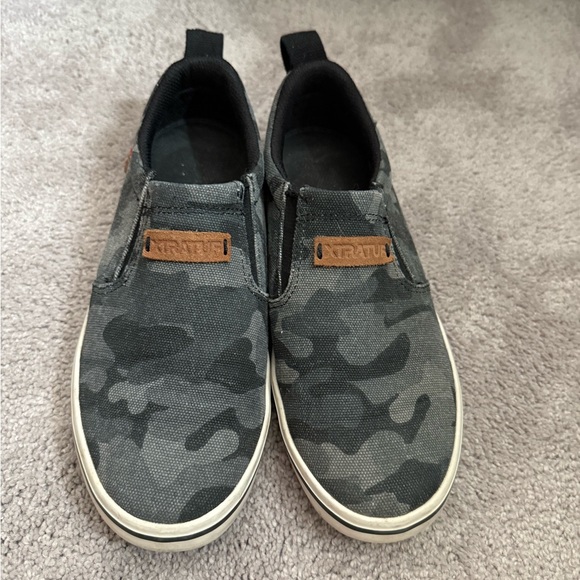 Kratu Women's Camouflage Slip-On Sneakers - Black and Gray - Picture 1 of 1